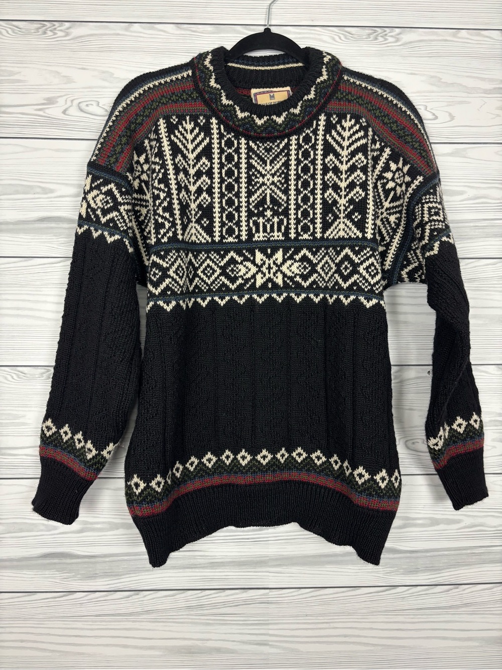 Dale of Norway Trondheim pure new wool chunky sweater size medium 1997